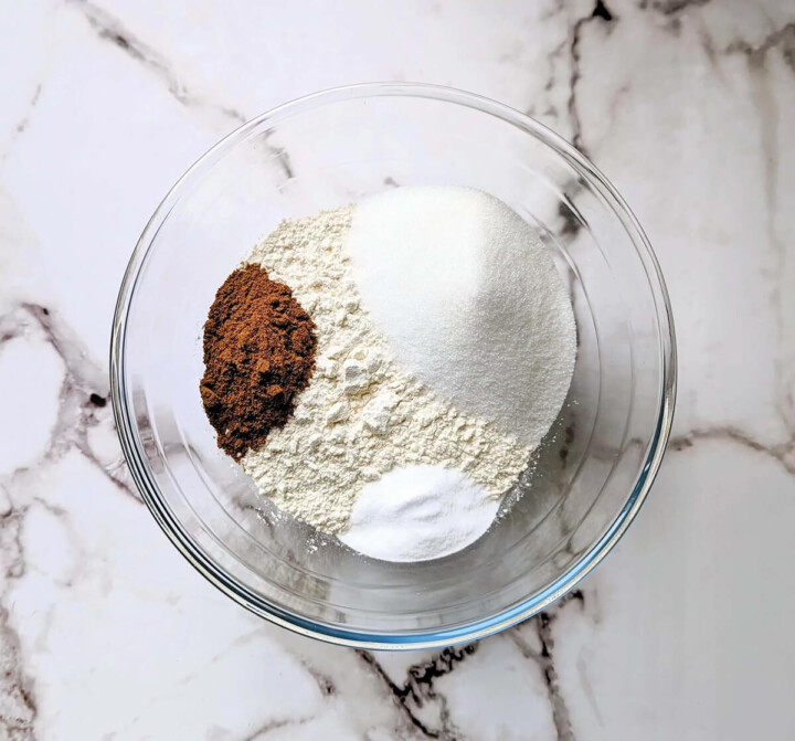 steps to make a gingerbread recipe.