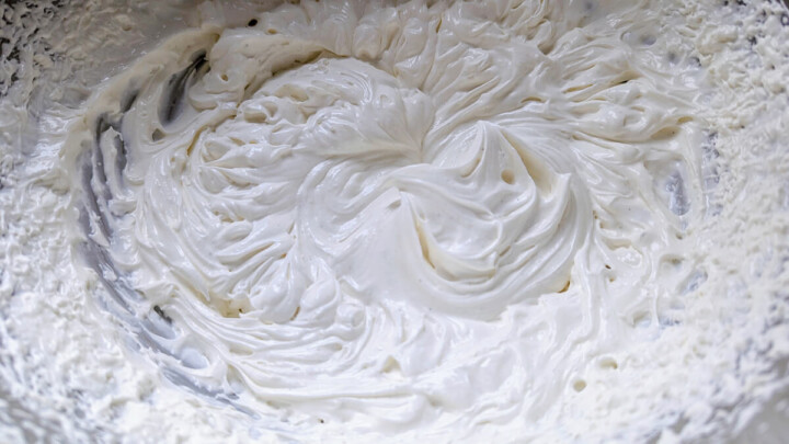 Texture d'une crème chantilly.