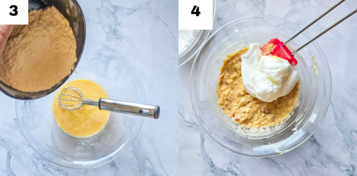 Image composite montrant deux étapes de la recette : à gauche (étape 3), de la farine est versée dans un mélange d'œufs battus à l'aide d'un fouet. À droite (étape 4), des blancs d'œufs en neige sont délicatement incorporés à la pâte aux pommes avec une maryse rouge.