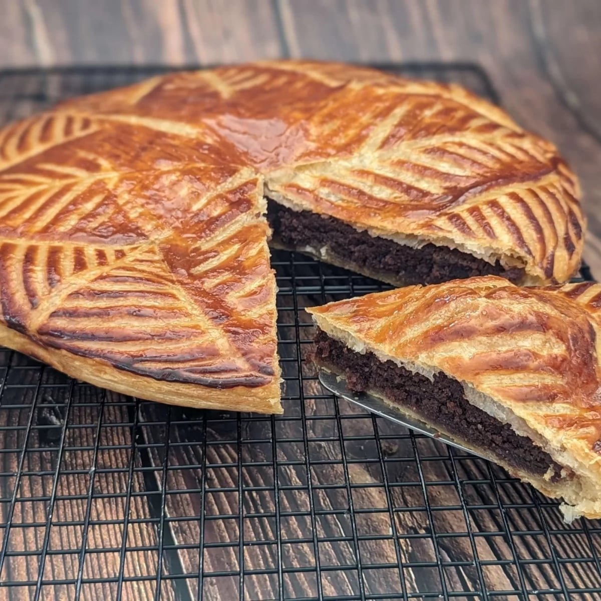 Recette De Galette Des Rois Chocolat Noisettes – DFDJSC