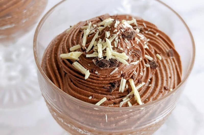 Mousse au chocolat à base de crème liquide