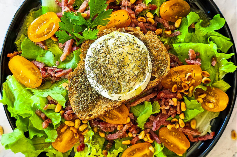 Salade de Chèvre Chaud et Lardons