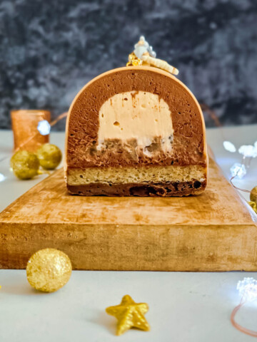 The best pear caramel yule log recipe for christmas.