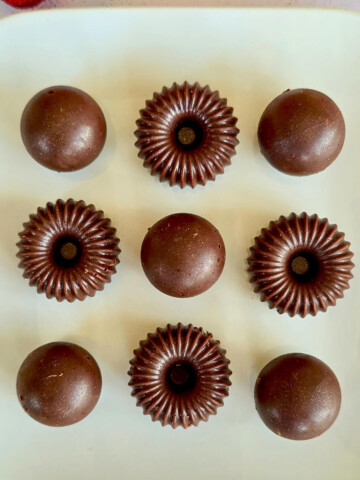 Une recette de Bonbons de Noël au Chocolat.