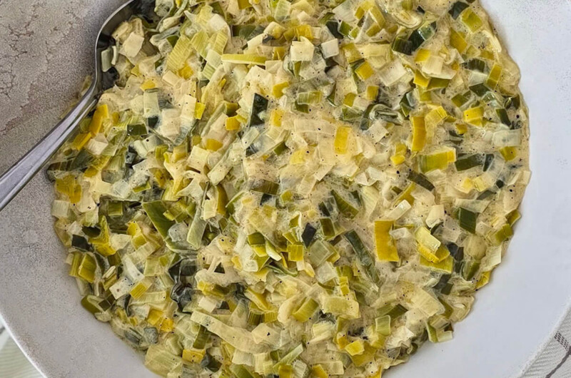 Fondue de poireaux à la poêle